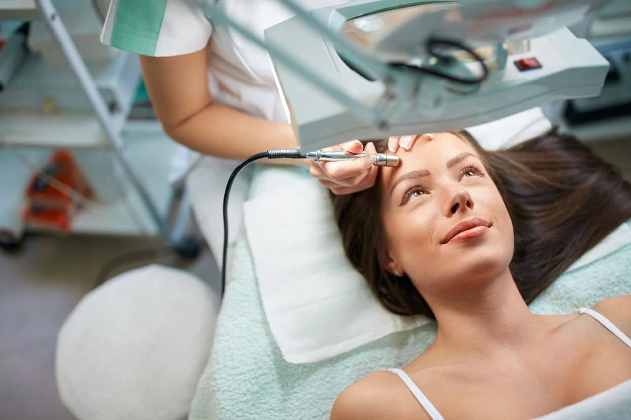 O que fazer após a faculdade de estética?